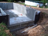 Bau Pool 134